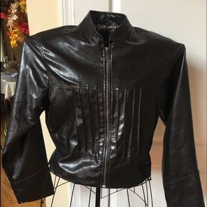 Faux Leather Jacket 🖤🤍🖤